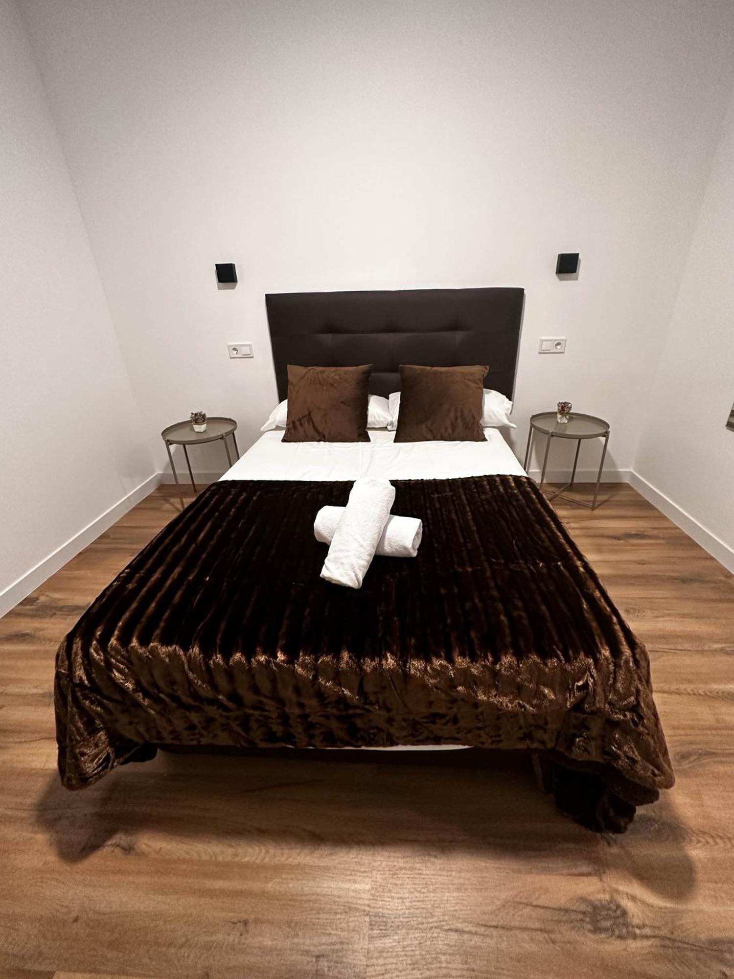 Hostal Arenal Madrid Exterior photo